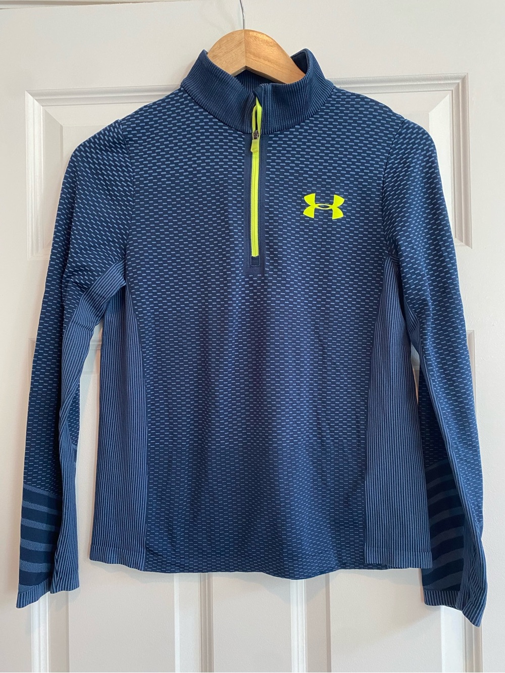 Under Armour Navy Long-Sleeve 1/4 Zip Top with Neon Yellow Logo, Sz L